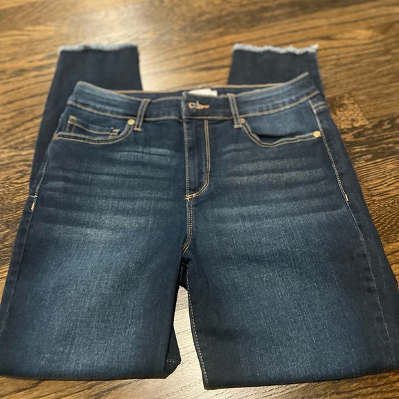 Sofia Vergara Jeans size 4 short - Picture 4 of 6